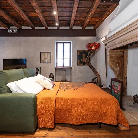 Casa Dei Camini Venetian * Caprino Veronese